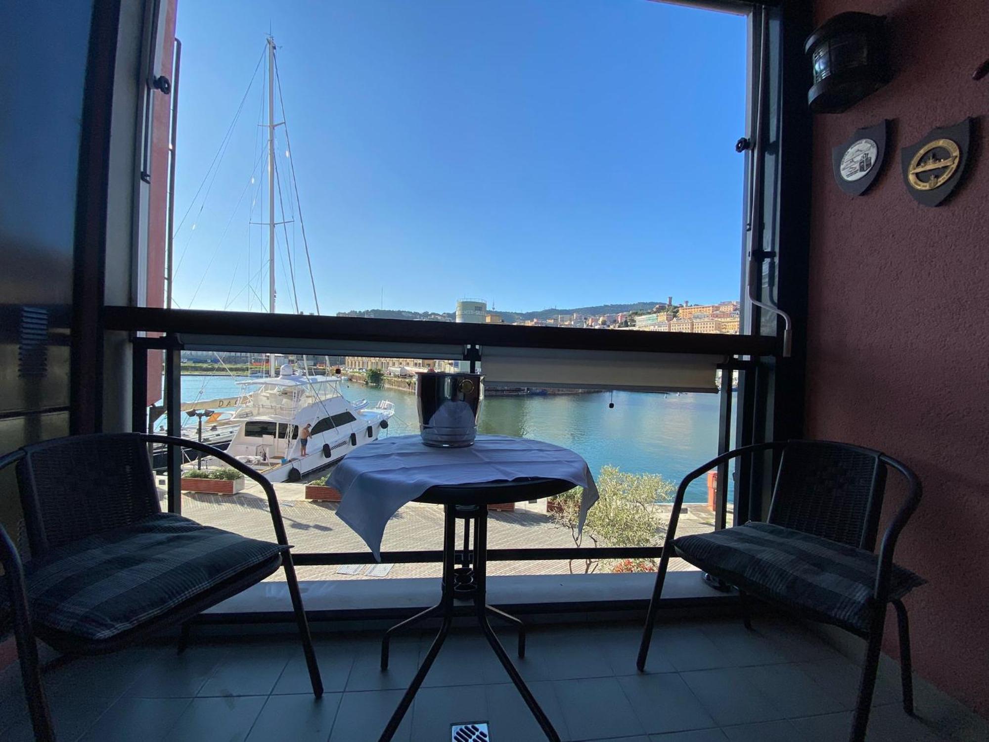 Appartamento Sul Mare Kate Генуа Екстериор снимка